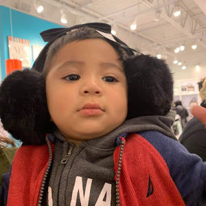 Meet your Posher, Mikaella